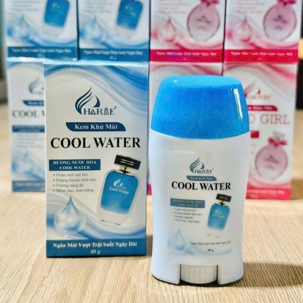 Lăn Khử Mùi Charme Cool Water 40g